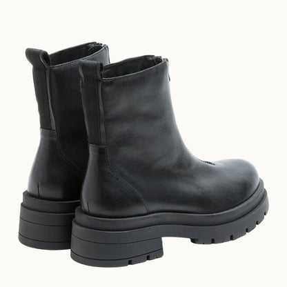 Avelora™ | Track Boots